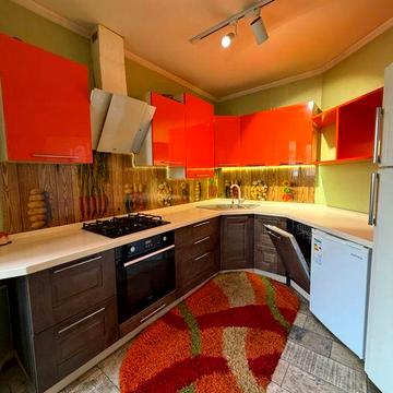 Здам євро 3к напроти парку Центрального