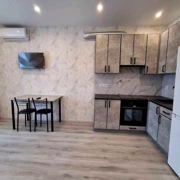 Перша сдача!ЖК Бургундія,Сингаївського 2-Б, затишна сучасна студія, низький поверх