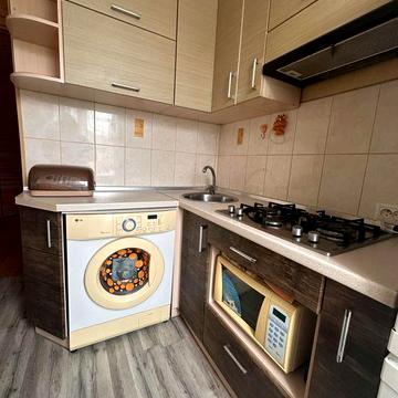 Оренда 2кімн. квартири ( одна кімната зачинена) вул Чорновола