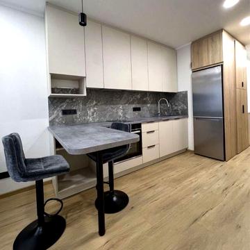 Хороша евродвушка 43кв, ЖК Варшавський 1, Пр Правди 43,