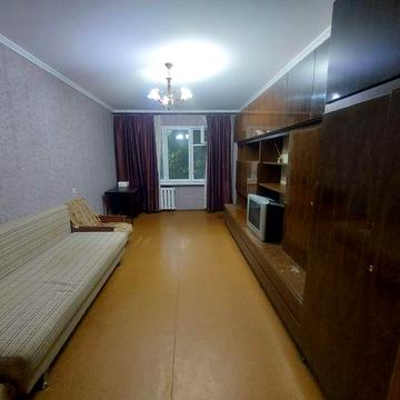 Сдам 2ком Королева 64/ Глушко. 3этаж