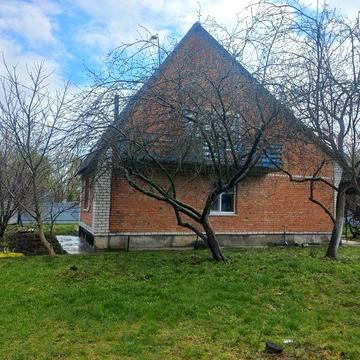 Надійний будинок в тихому місці!Купуйте маєток в селі Лисівка Попільнянського району Житомирської області