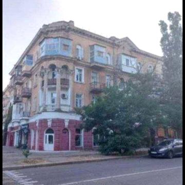 Здаю в довгострокову оренду ВЛАСНУ двокімнатну «сталінку» в центрі Миколаєва