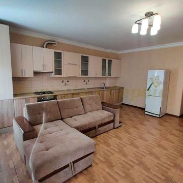Ексклюзивна 4-кімнатна квартира 110 м² з автономним опаленням — вул. Гоголя