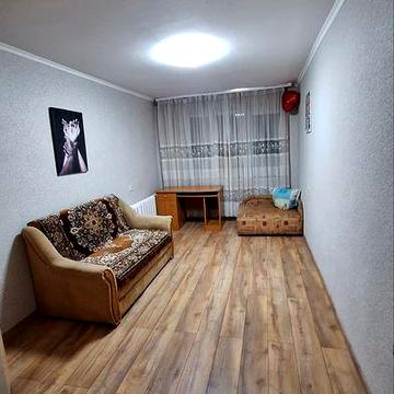 Здається 1+ кімнатна квартира (Київська)