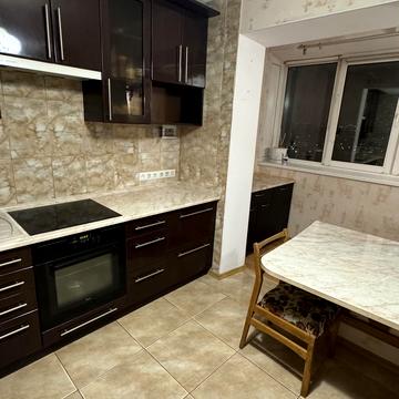 Райдужна вул., 35