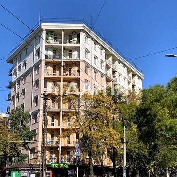 продається 2-х кімнатна квартира новий сданий  будинок Центр ремонт ЖК Дом на Новосельского