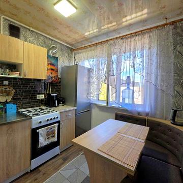 Продаётся двухкомнатная квартира на Червоной, ул. Медицинская