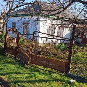 Продам будинок1500уе