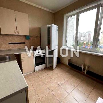 Продаж 3к кв. вул Полярна 8г, Мінський масив Оболонського району