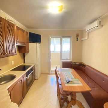 Урлівська вул., 30