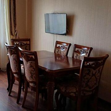 Здається в аренду 4х-кімнатна квартира в районі центральної Митниці