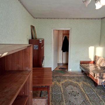 2-к квартира, окремі кімнати, вул. Милютенка 11