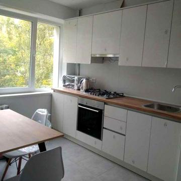 Оренда 1-ї квартири на вул. Тролейбусній