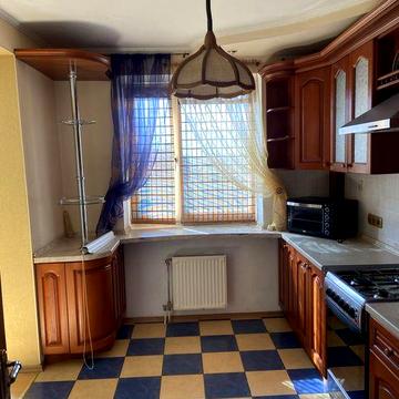 Трикімнатна з автономкою в Центрі,єВідновлення