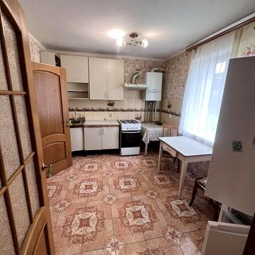 Оренда 1к будинку район Виставка, вул Зарічанська