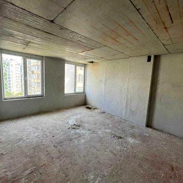 Продається 2-х кімнатна квартира кухня-студія по вулиці Целевича. ЖК Grand-holl