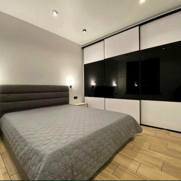 Виставковий центр, 2 пов, Гуляницького, 29а,  Лікоград поруч