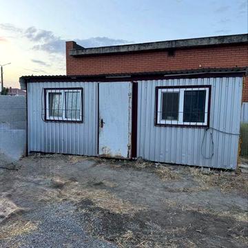 Продам будинок для будівельників