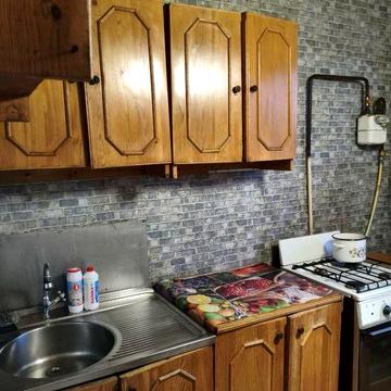 Здається трикімнатна квартира