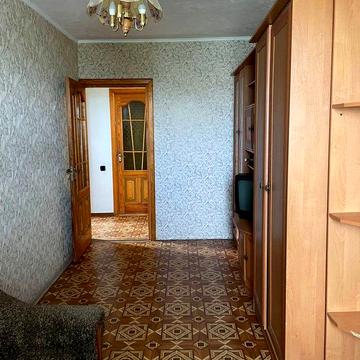 Сдам двухкомнатную квартиру.