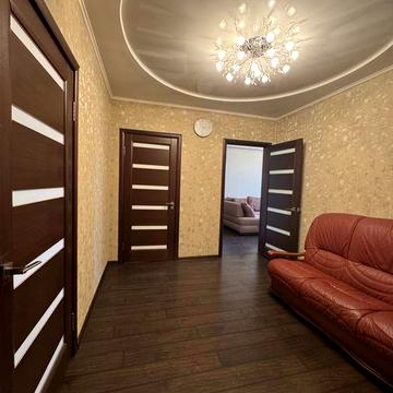 Продам Трехкомнатную квартиру 95 квартал проспект Мира.