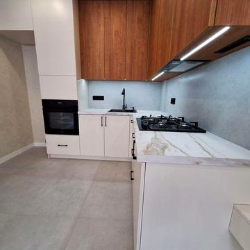 Продам 1к квартиру з новим ремонтом! Є газ!