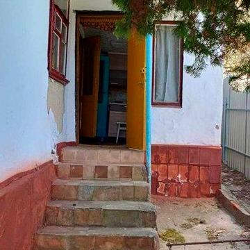 Продам частку в будинку в центрі міста