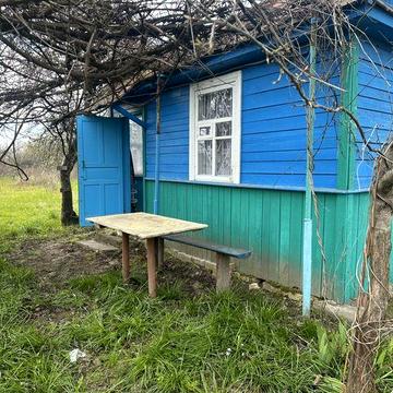 Садова ділянка з будинком