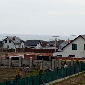 Будинок біля моря