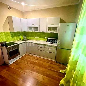 Срочно, ексклюзив! 3к, Калнишевського Петра вул. 7, недорого