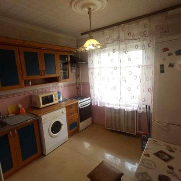 2 кімнатна квартира, від власника , без комісії, на Оболоні. Метро Мінська 100 метрів.