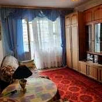 Бровари продам 2 кім.квартиру вул.Незалежності.