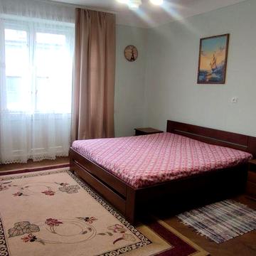 Власник  Оренда 2-кімнатної квартири в центрі міста  (Ратуша. Центральна площа)