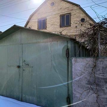 Продаж просторого будинку під ремонт!