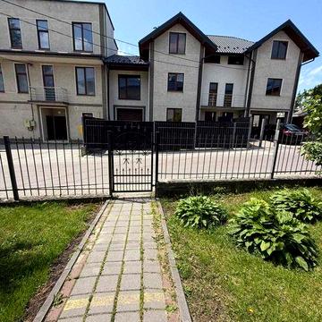 Продаж котеджу із сучасним ремонтом у с. Рясне-Руське Залізничний район Львова