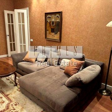 Оренда 3-кімн квартири (80м) в центрі на Майдані Незалежності, вул. Костьольна, буд. 6