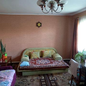 Продається будинок із зручностями