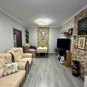 Продам 2-комнатную в новом ЖК