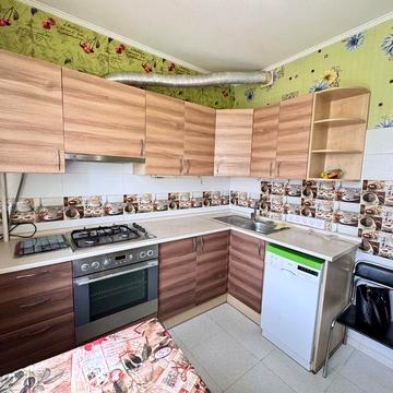 Оренда 1 кім квартири вул. Момота