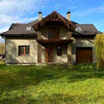 Будинок біля Почаєва