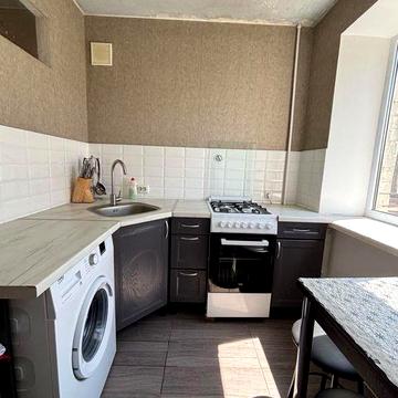 Продаж 2-кімнатної квартири с гаражем, вул. Чумаченка