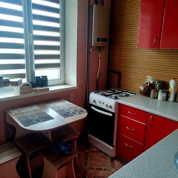 Продається 1 кім. квартира. 3/9 поверх.