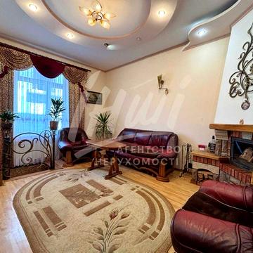 3-кімнатна квартира на Шевченка. Є своє подвіря