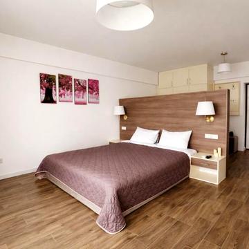 Five seasons apartments