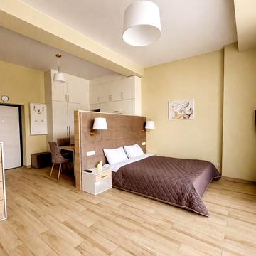 Five seasons apartments