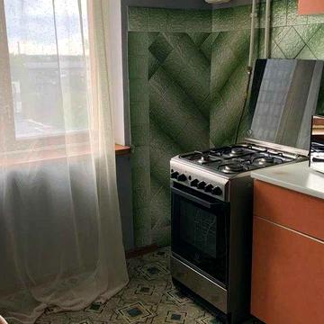 Оренда трикімнатної квартири пр Свободи 34