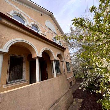 Добротный дом 220 м². Сухой Лиман. Своя скважина, цоколь, 380В