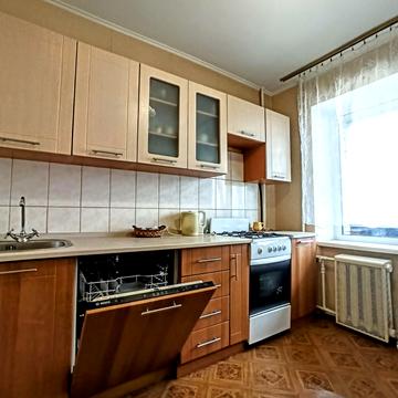 Валерія Лобановського просп. (Червонозоряний), 39-А