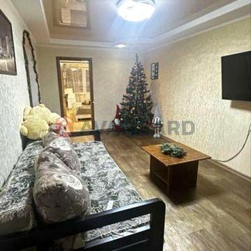 Продам 3-кімнатну квартиру У центрі Пісків